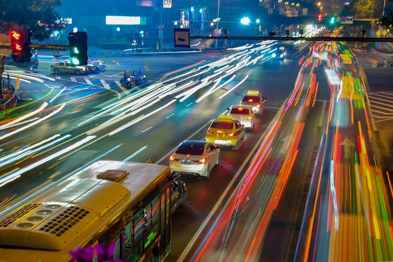 Rodovias mais inteligentes: o que esperar até 2030